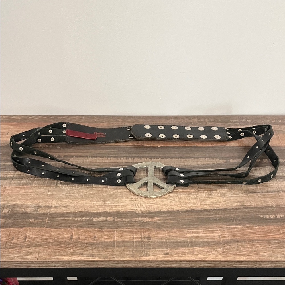 itsus Woodstock Real Good Leather Belt - Black with Red Accent - Picture 3 of 4